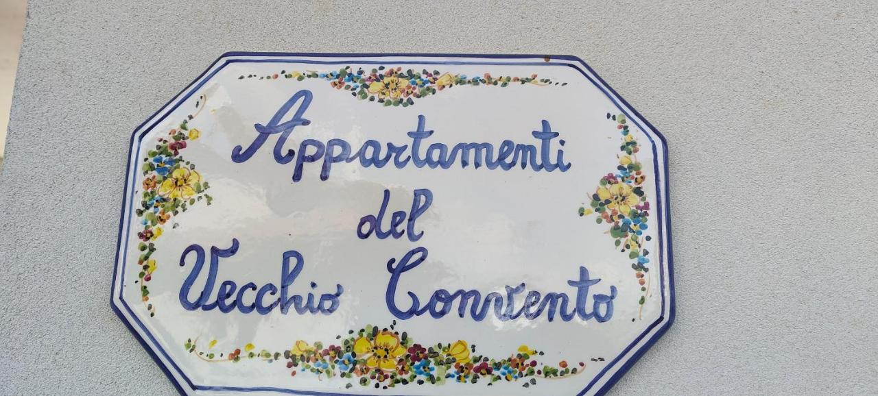 Appartamento 2 Del Vecchio Convento Orino Esterno foto